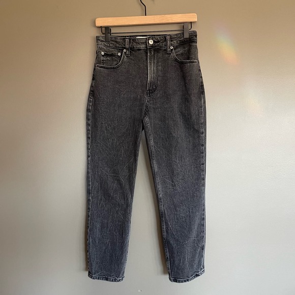 Abercrombie & Fitch Curve Love High Rise Mom Jean Size 25 Black Grey Relaxed Fit - Picture 2 of 16